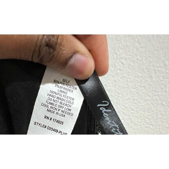 Identity Plus Size Flapper Retro Chic Shimmer Sequins Glam Party Mini Dress - Picture 9 of 9